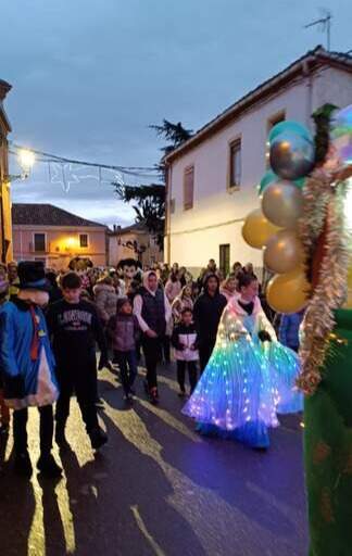 Cabalgata de Reyes en Villanueva del Campo. IMAGEN CEDIDA (6)