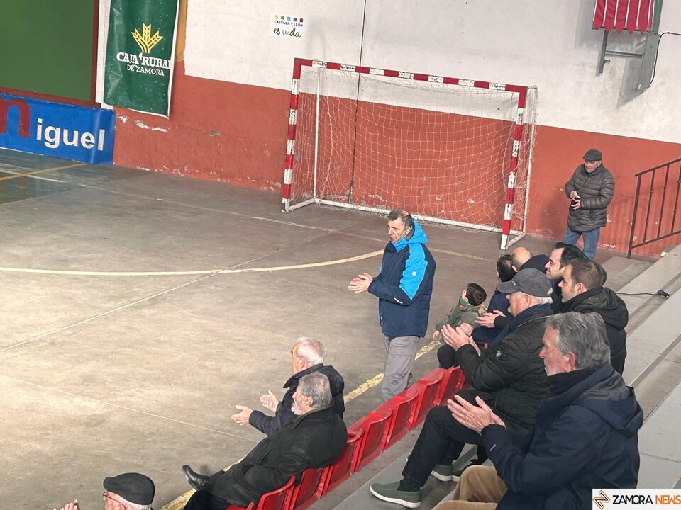 San Atilano y San Cosme, Pelota Mano