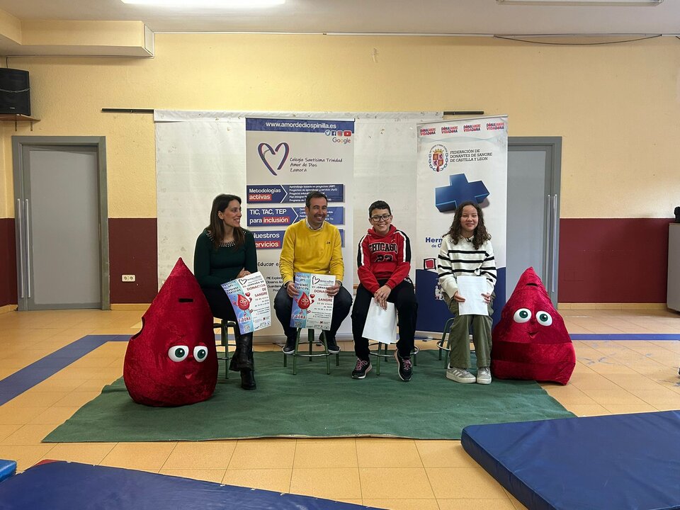 Colegio Santísima Trinidad, campaña solidaria de donación de sangre