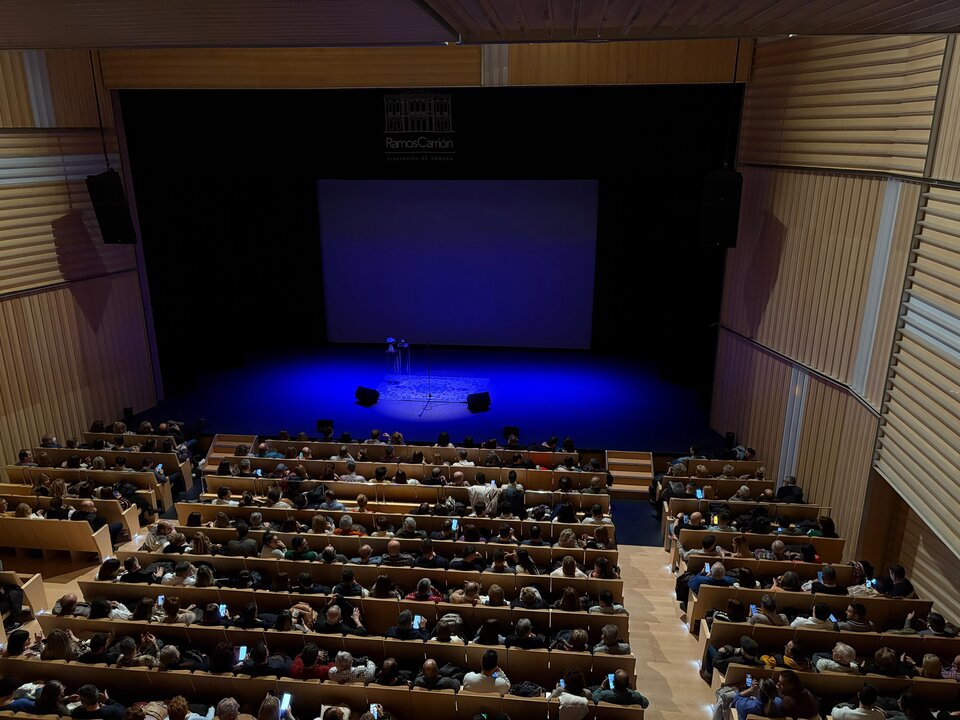 Miguel Lago, Teatro Ramos Carrión