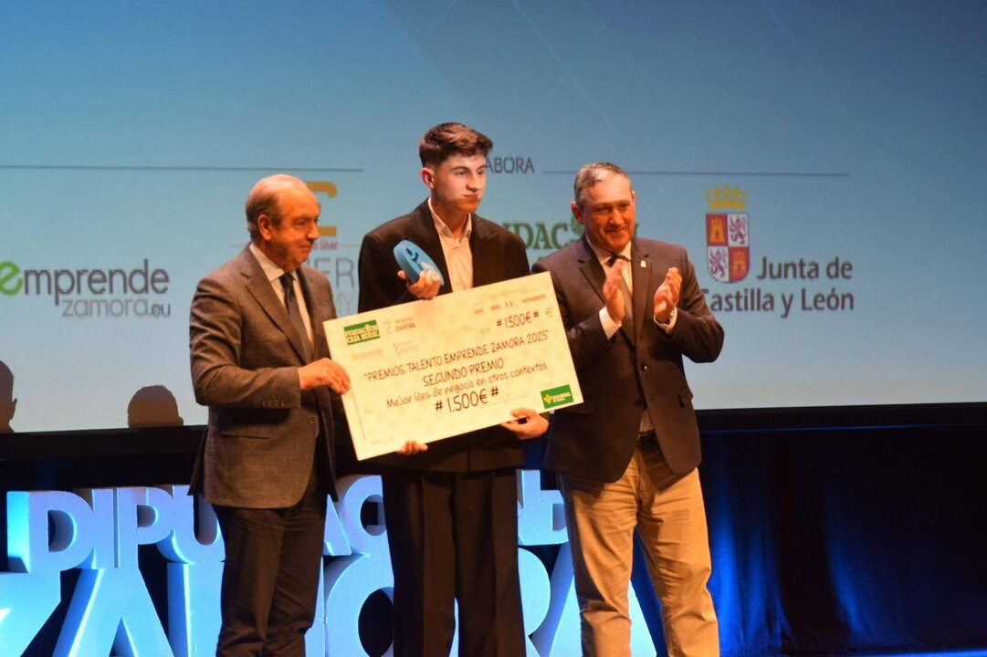 premios talentos segundo premio