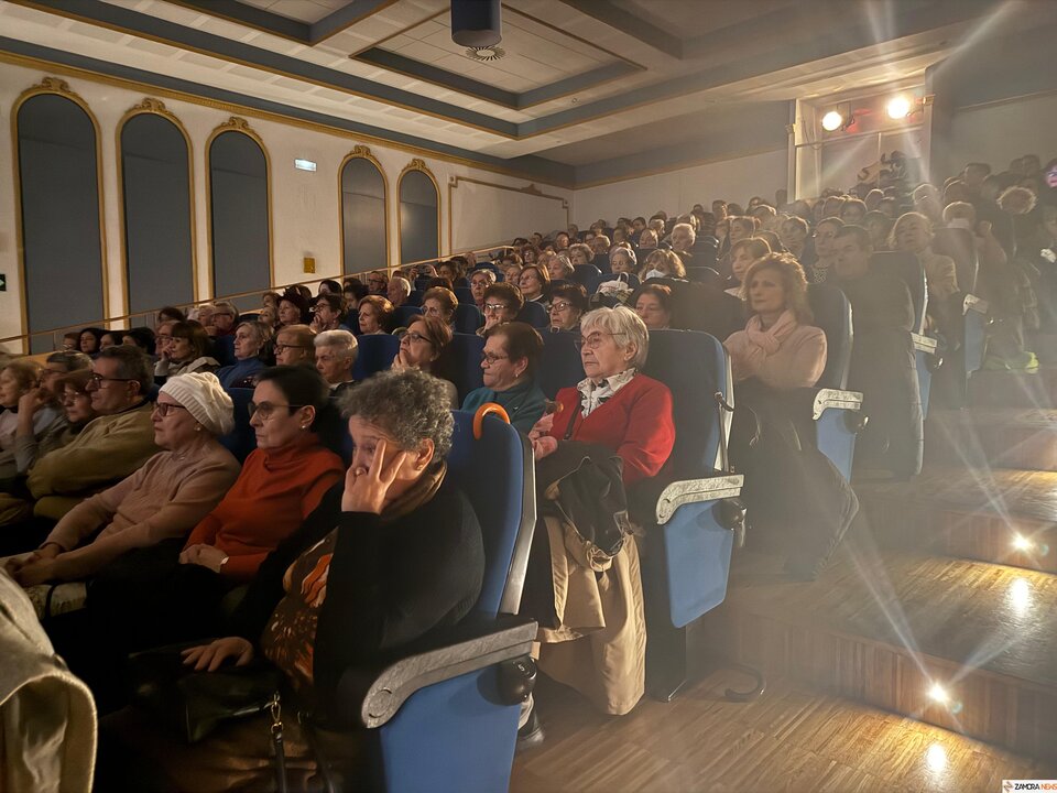 Teatro del Seminario de Zamora, recital poético-musical Poemas y canciones para la alegría