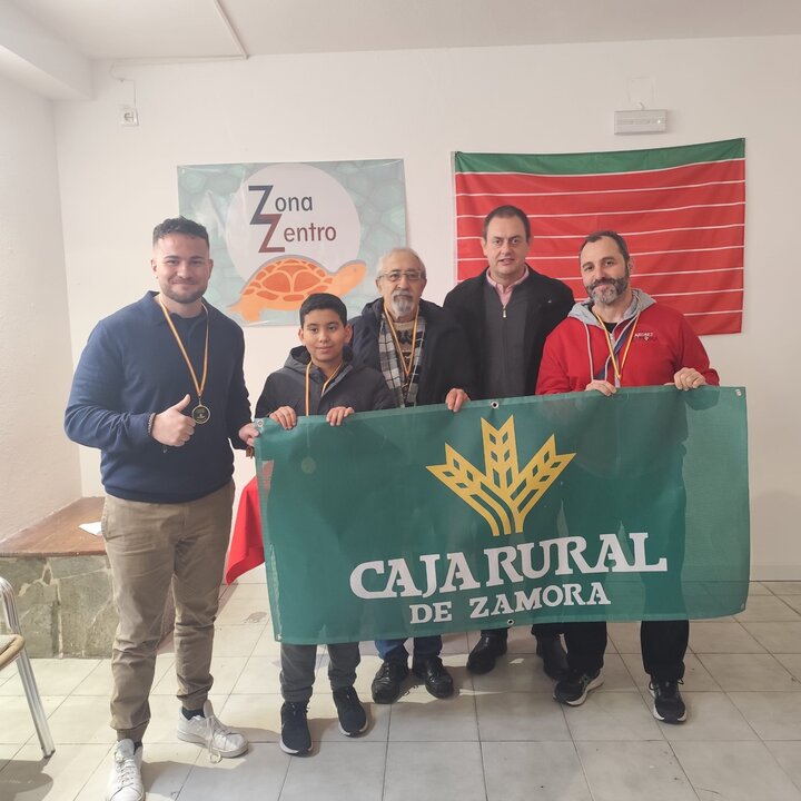 EQUIPO ALMENDRA, TERCERO