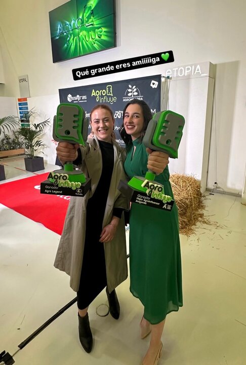 Pilar Pascual en los premios Agroinfluye. IMAGEN REDES SOCIALES (2)