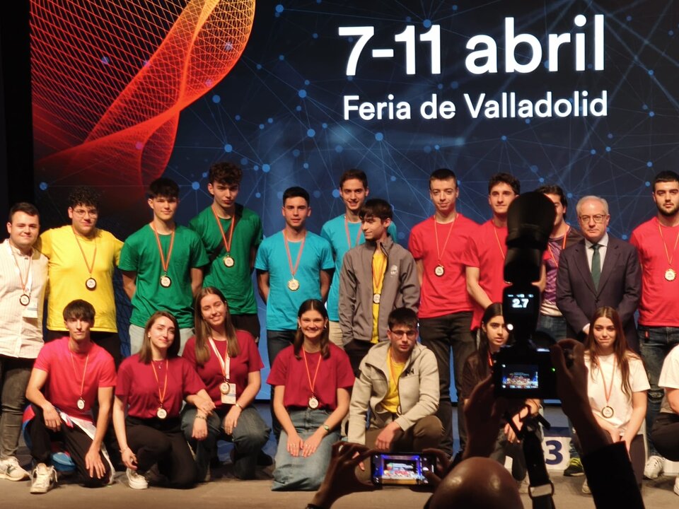 Dos alumnos del Centro Menesiano Zamora Joven logran medalla en los campeonatos autonómicos de Formación Profesional