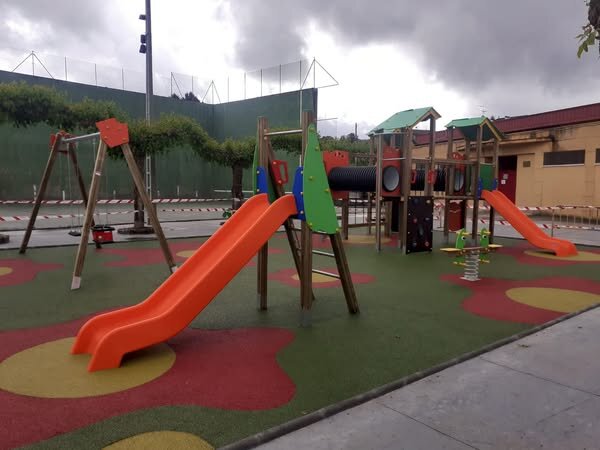 Fermoselle, parque infantil