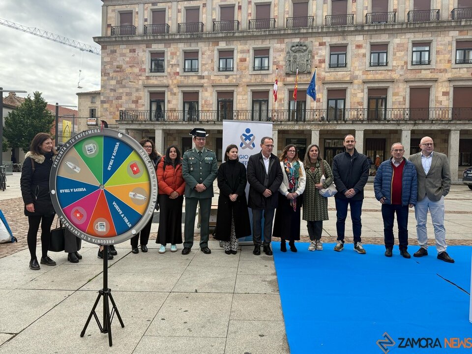 Zamora visibiliza la labor de las enfermeras