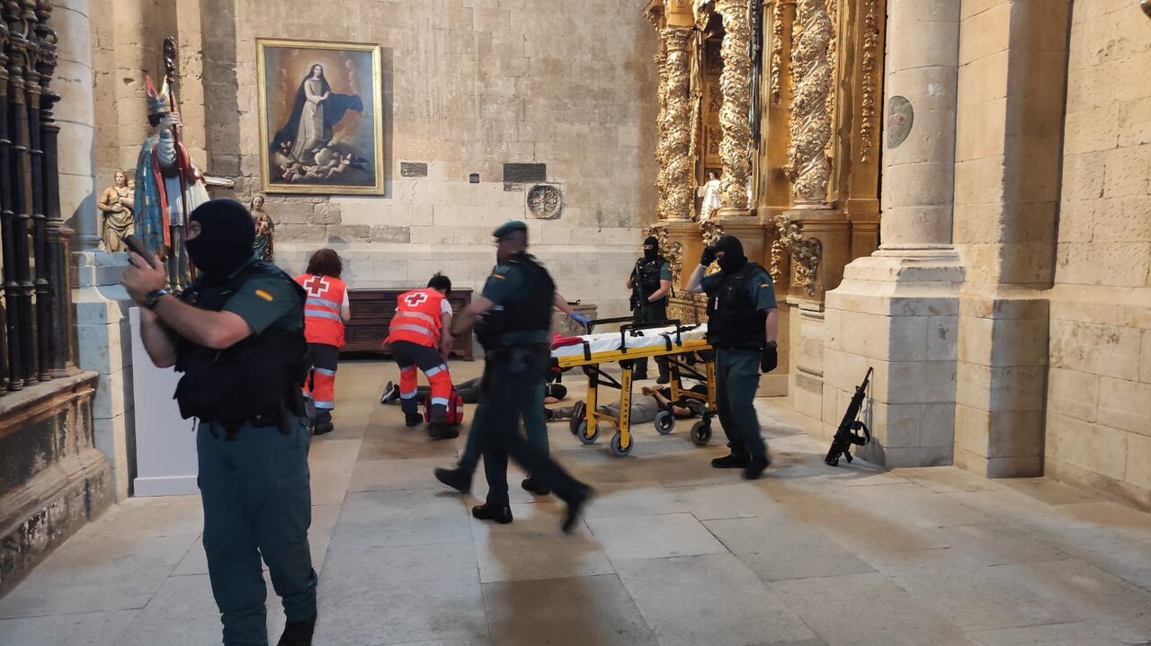 simulacro atentado en Toro (2)