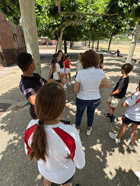Alumnos Sagrado Corazón de María graban Fijis - Imagen de redes sociales