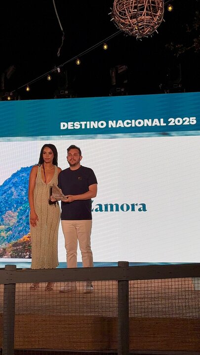 Zamora destino nacional condé Nast Traveler 2025