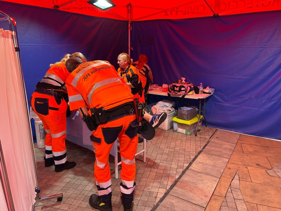 Agentes de Policía Local, Guardia Civil y voluntarios velaron por la seguridad durante unas fiestas del Toro Enmaromado que reunieron a miles de personas en Benavente