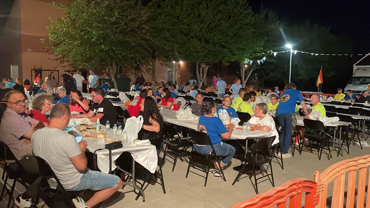 cena de socios