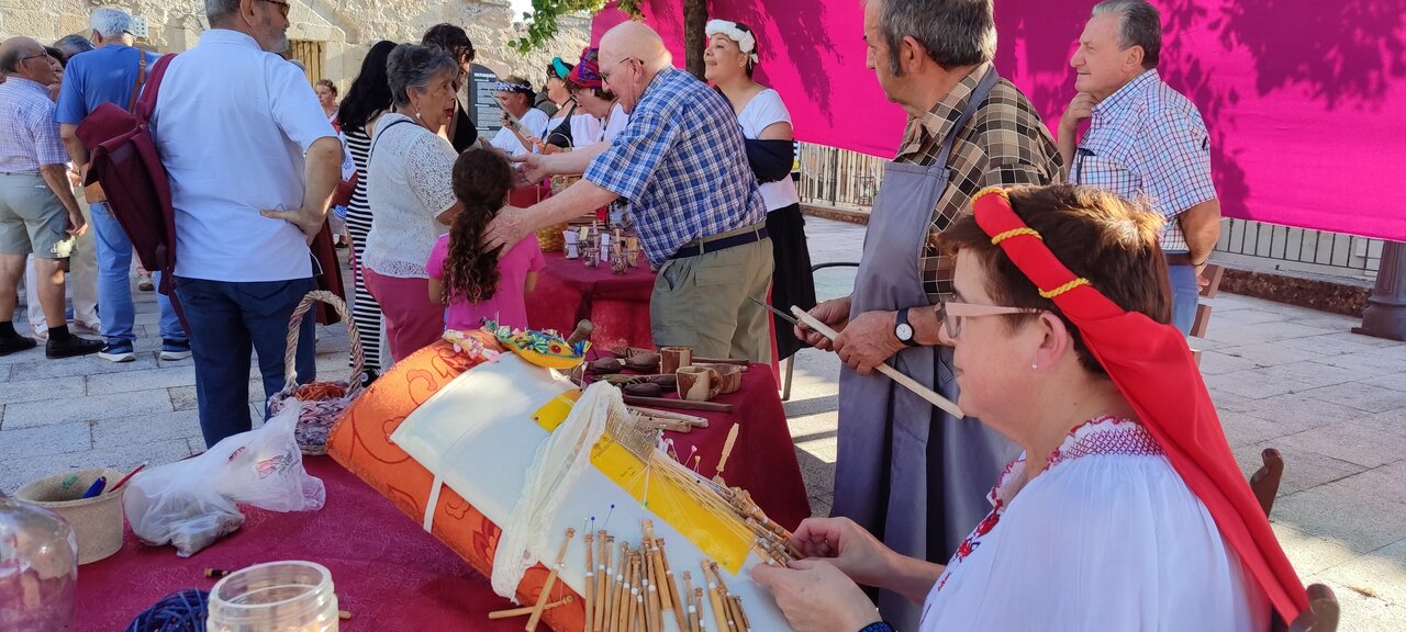 Mercado medieval II Jornadas Conmemorativas del V Centenario de Juan del Enzina 3 - Imagen de redes sociales