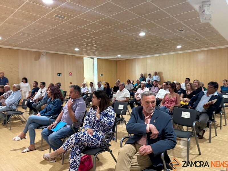 La diputación de Zamora firma convenio de obra con 57 municipios