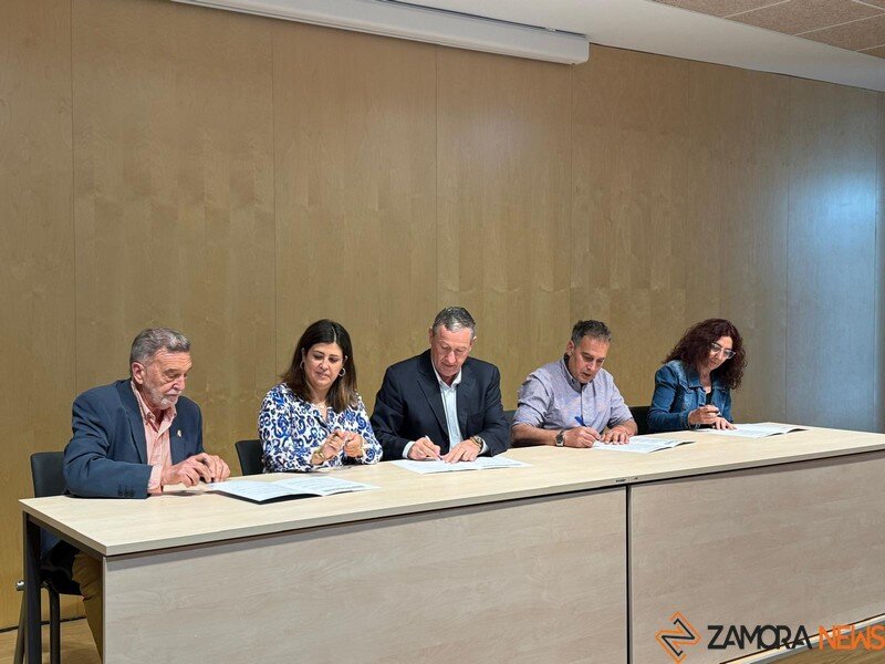 La diputación de Zamora firma convenio de obra con 57 municipios _5
