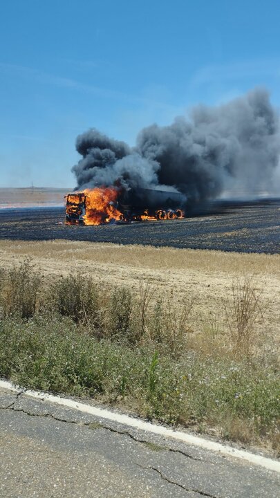 Incendio camión Vezdemarbán