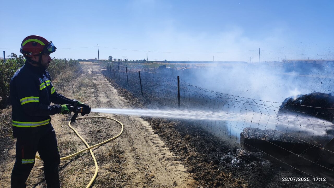 incendio agrícola en Casaseca de las Chanas (4)