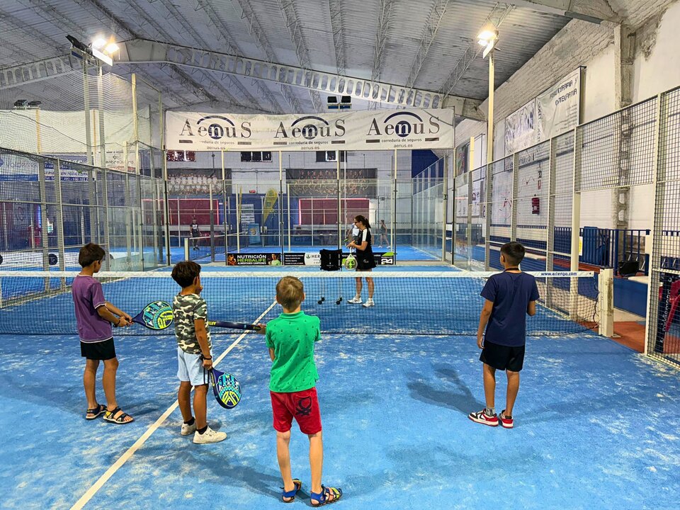 Pádel Programa Éxito Escolar Cruz Roja Zamora (2)