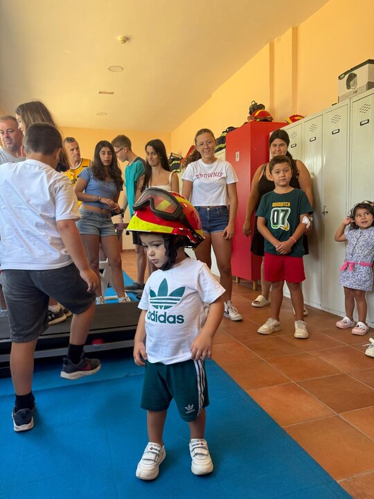 Asociación Cultural El Balcón de Aliste visita el Parque de Bomberos Tierras de Aliste_3