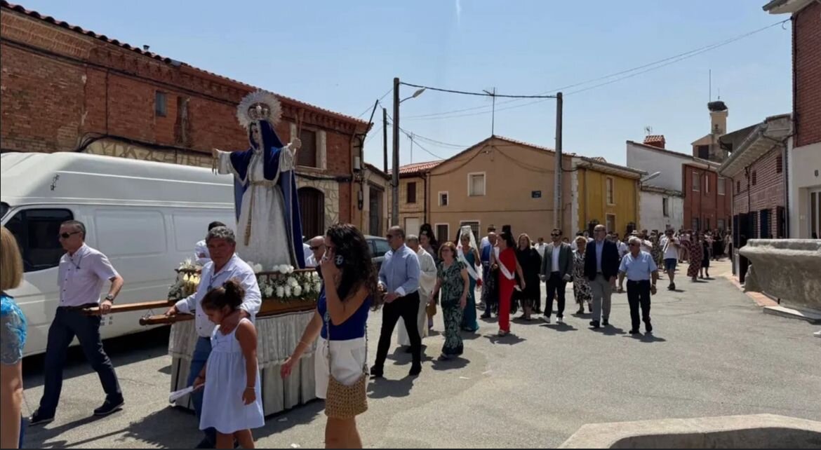 Procesión Virgen de las Nieves Bóveda de Toro