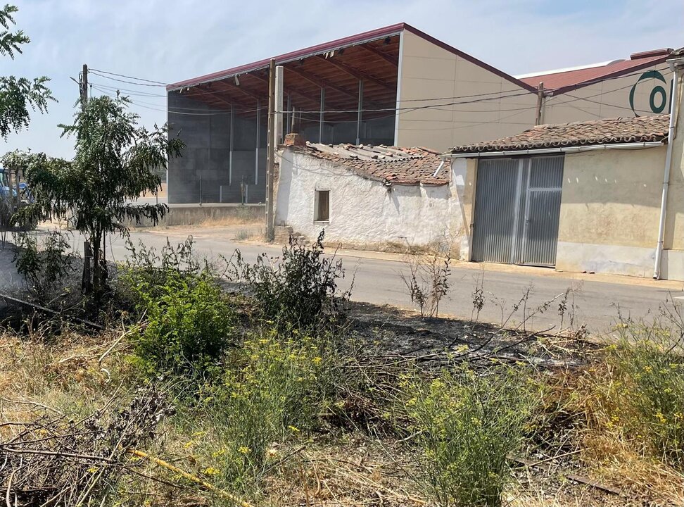 Incendio en Manganeses de la Lampreana