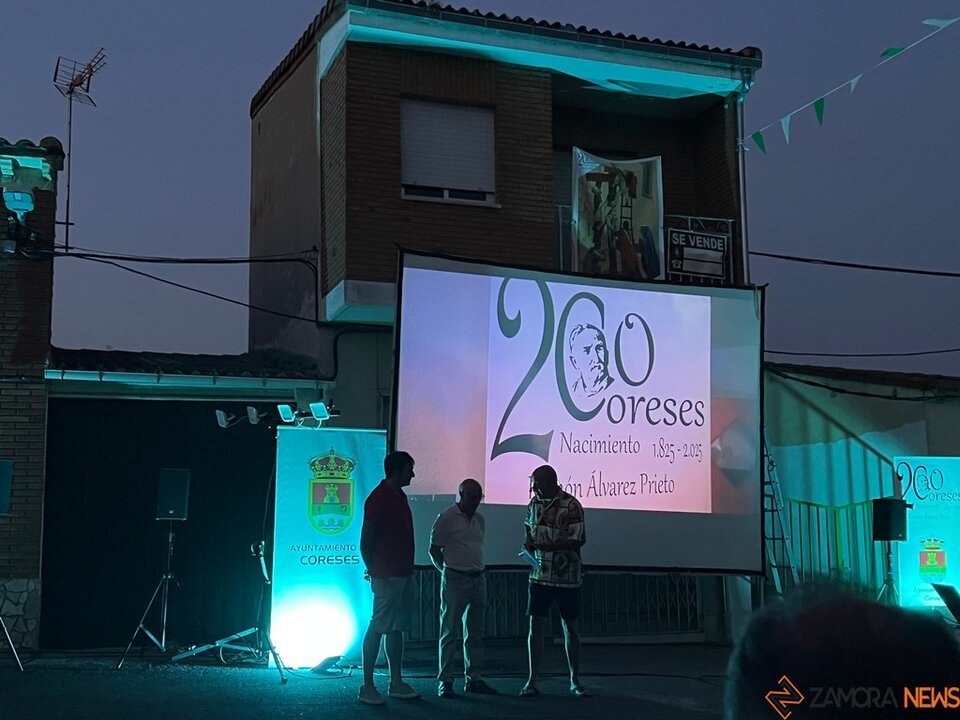 Proyección vídeo Ramón Álvarez Coreses_4