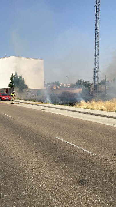 incendio en la torre de telefonia de Zamora (2)