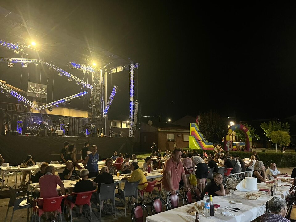 comida y cena popular en Pozuelo de Vidriales (2)