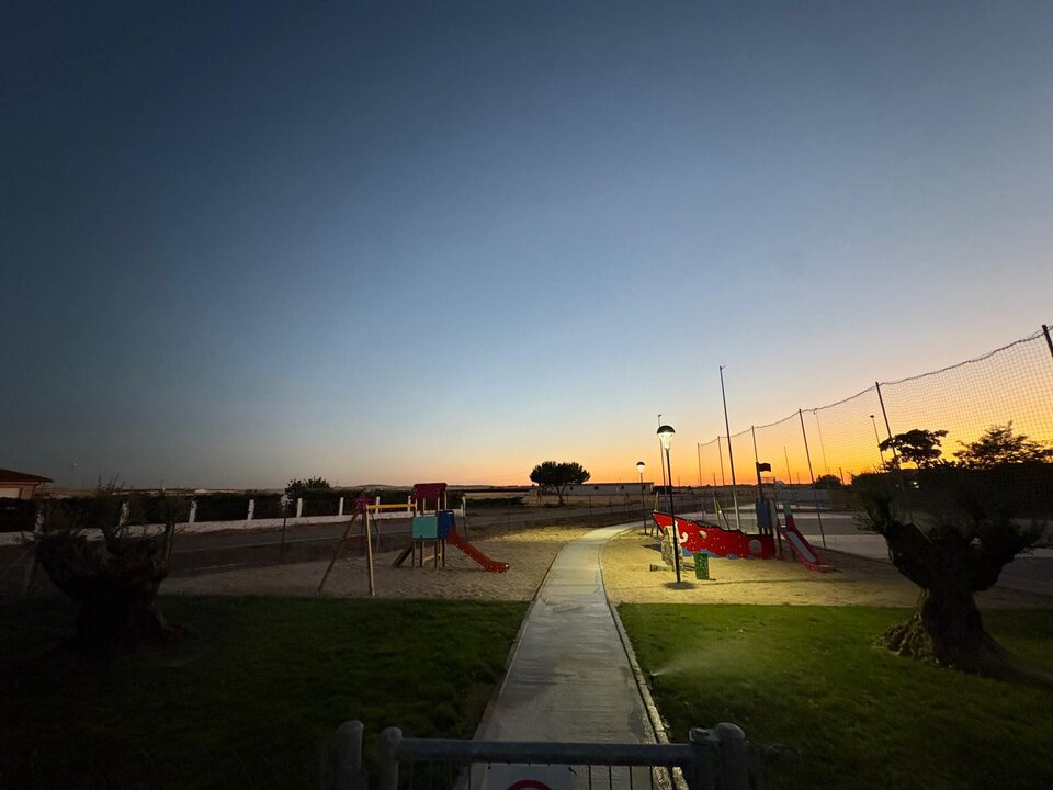 Nuevo parque y zona verde Casaseca de las Chanas_6