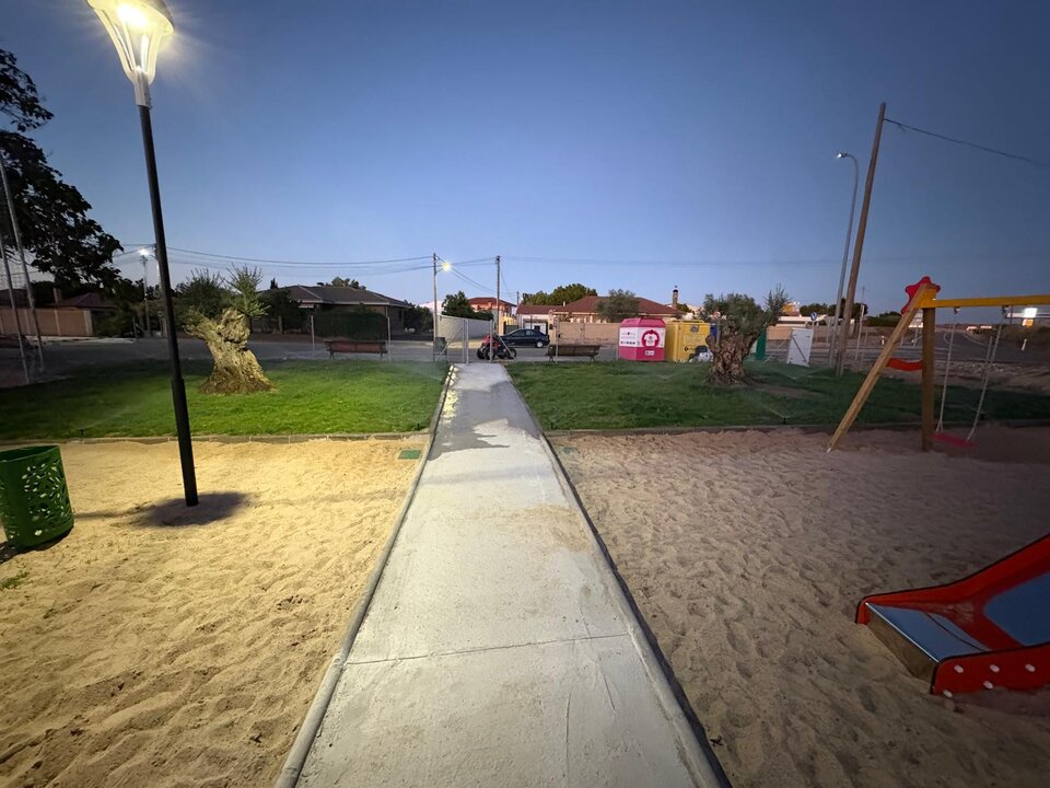Nuevo parque y zona verde Casaseca de las Chanas_6