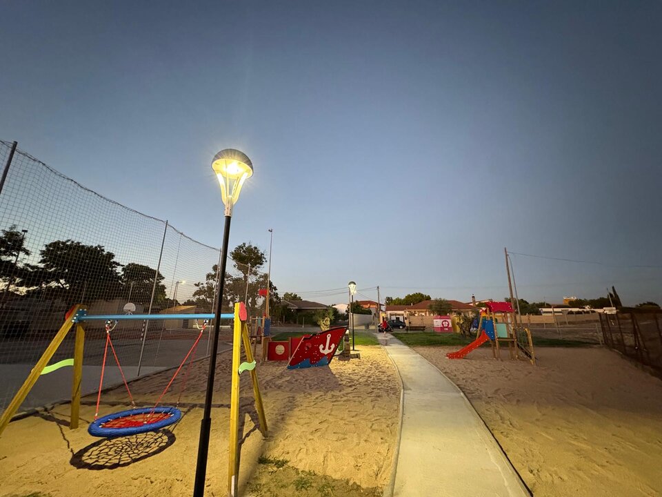 Nuevo parque y zona verde Casaseca de las Chanas_1