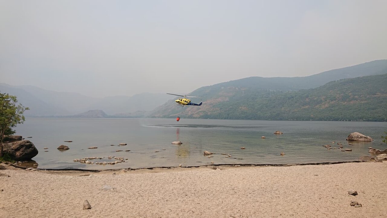 Helicópteros recargan en el Lago de Sanabria_7