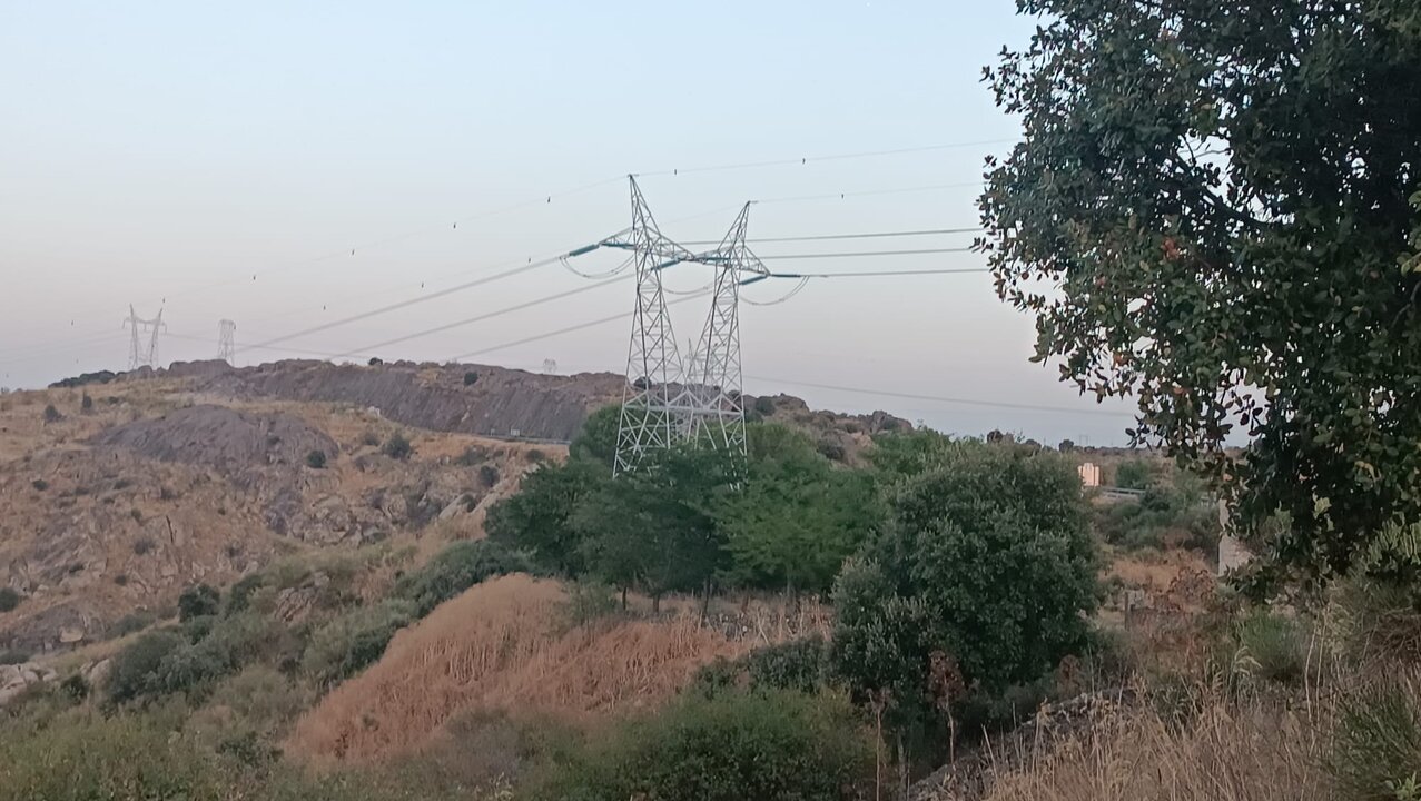 El banco “solitario” con las mejores vistas al embalse de Ricobayo