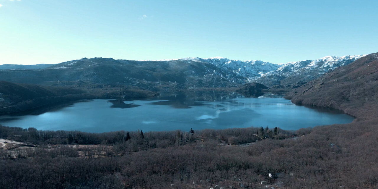 lago de sanabria invierno