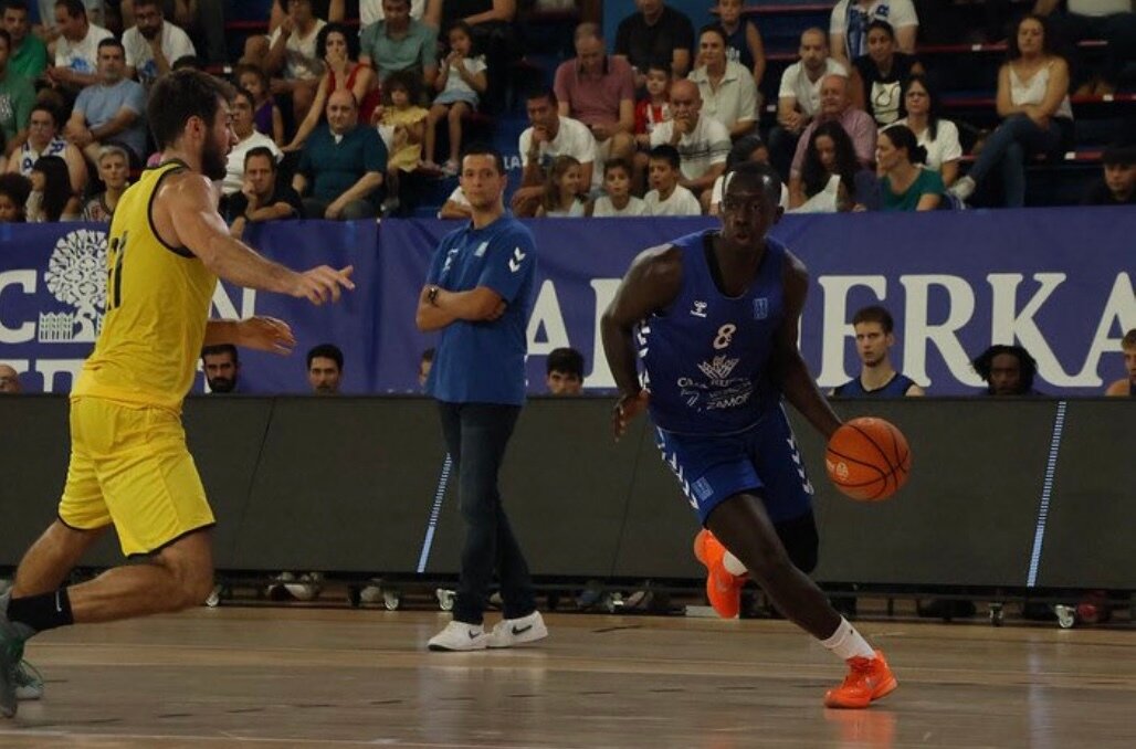 CB Zamora