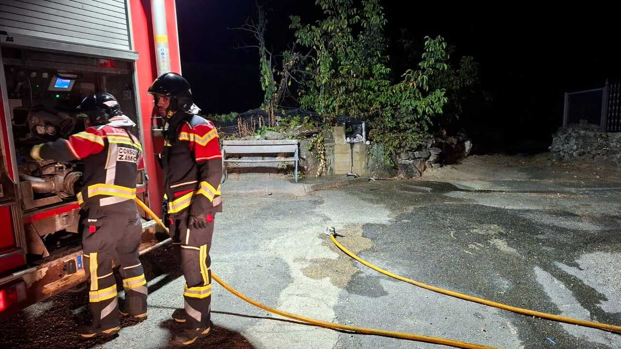 Incendio en Mombuey (2)