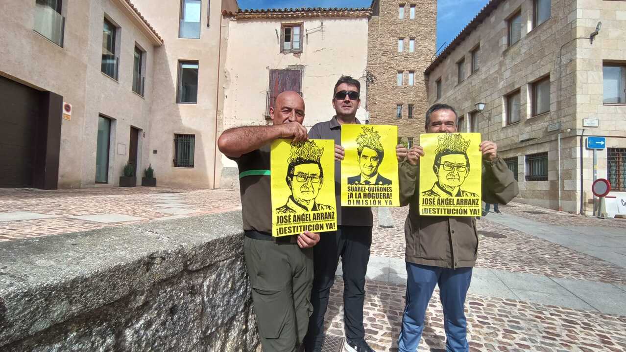 Agentes Mediambientales protestan por los incendios _2