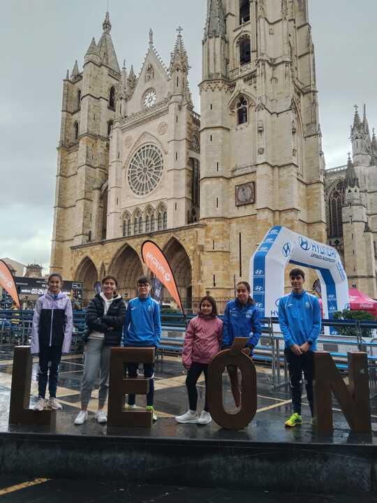 E EQUIPO INFANTIL LEON
