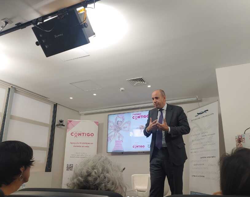 Javier Cortés, jornada investigación del cáncer de mama en Madrid