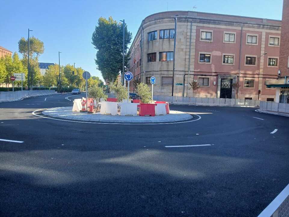 Rotonda Avenida de Requejo