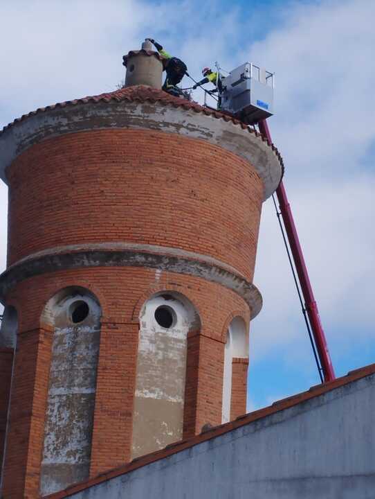 retirada de un nido de Ciguñeña en Entrala  (2)