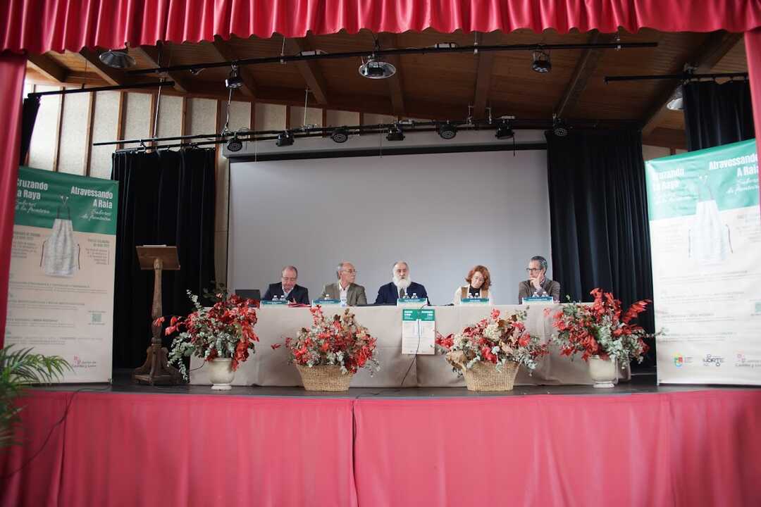 Cruzando La Raya  Atravessando A Raia. IMAGEN DANIEL FERREIRA  (1)