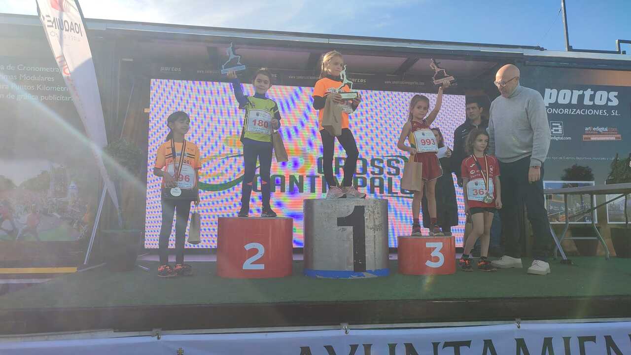 Podio Sub 8 en Cantimpalos