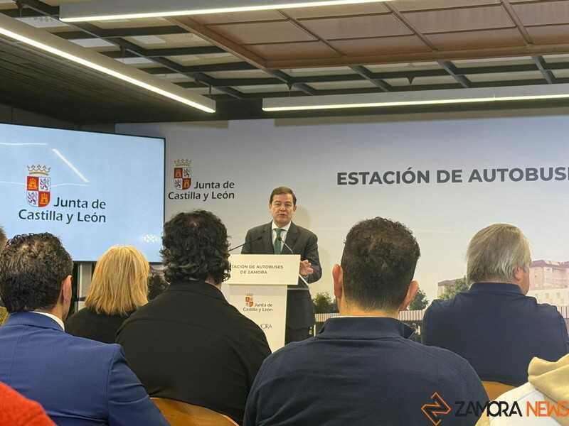 firma acuerdo estación de autobús en Zamora _2