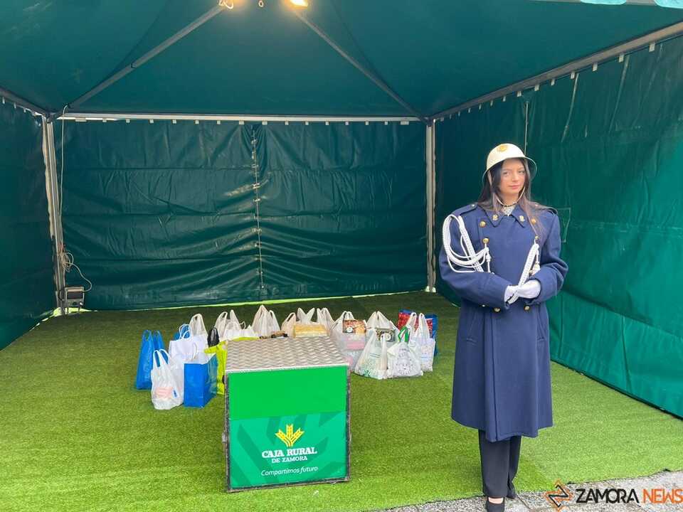 Vehículos clásicos III Día del Guardia Urbano 