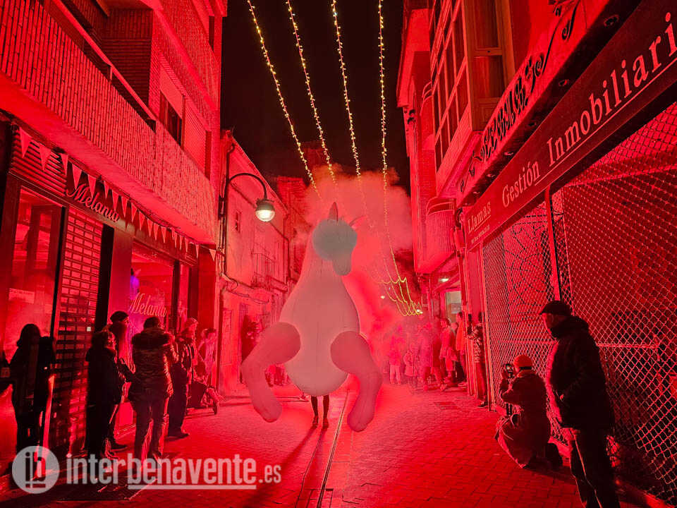 Caballos blancos de Aéreon (2)- imagen Interbenavente