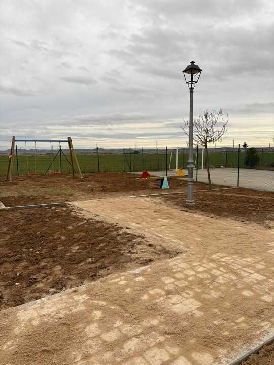 Casaseca de las Chanas parque infantil  primera fase _2
