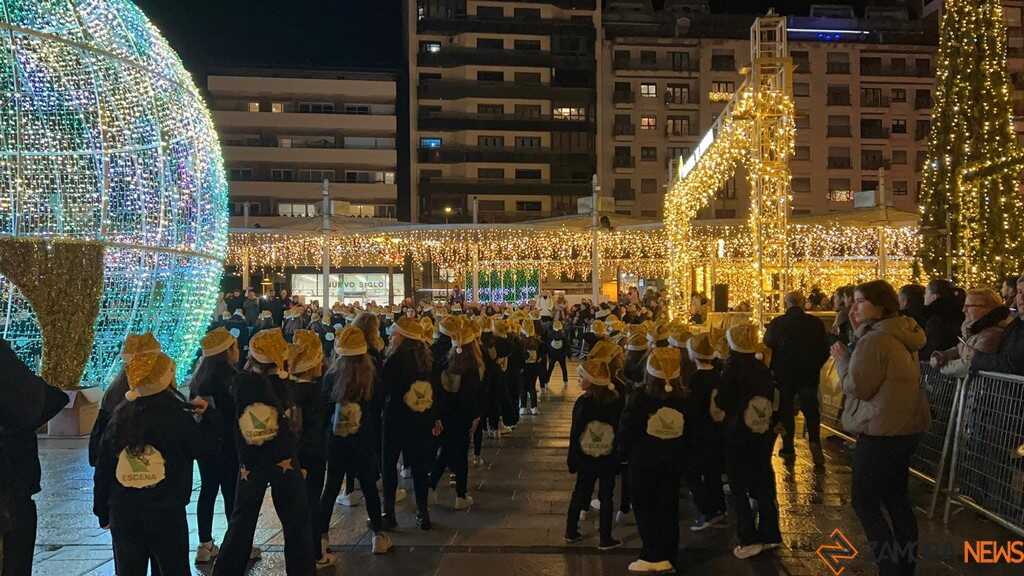 Escena Plaza de los Sueños _4