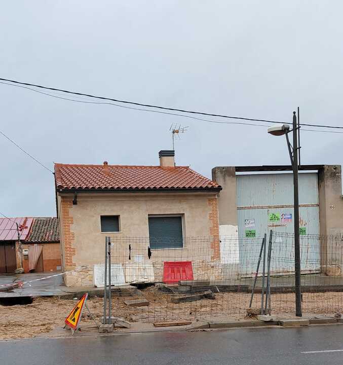 Obras calle Fermoselle en San Frontis_1