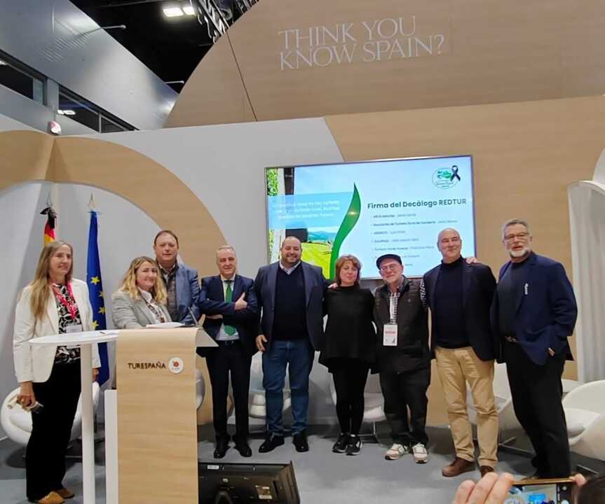 Representantes de REDTUR en Fitur